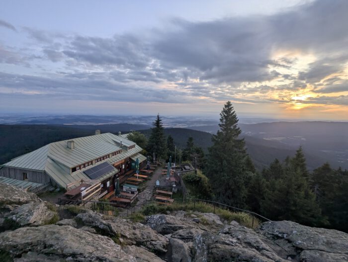 Osserschutzhaus zum Sonnenaufgang